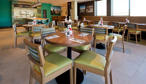 Premier Inn Holyhead Exterior foto